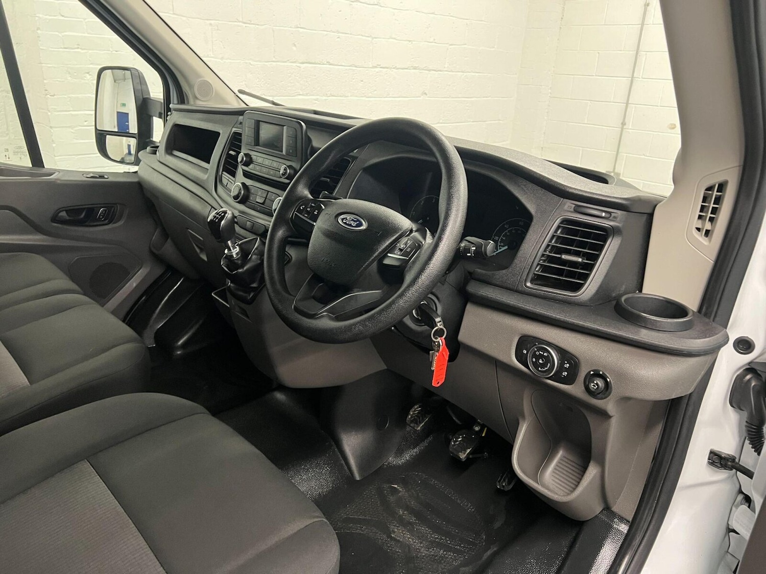 Used Ford Transit 2023 for sale - 76870903: Photo 17