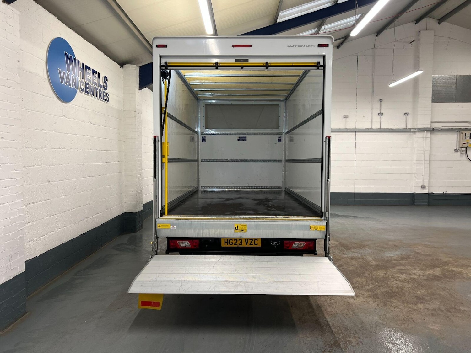 Used Ford Transit 2023 for sale - 76870903: Photo 27