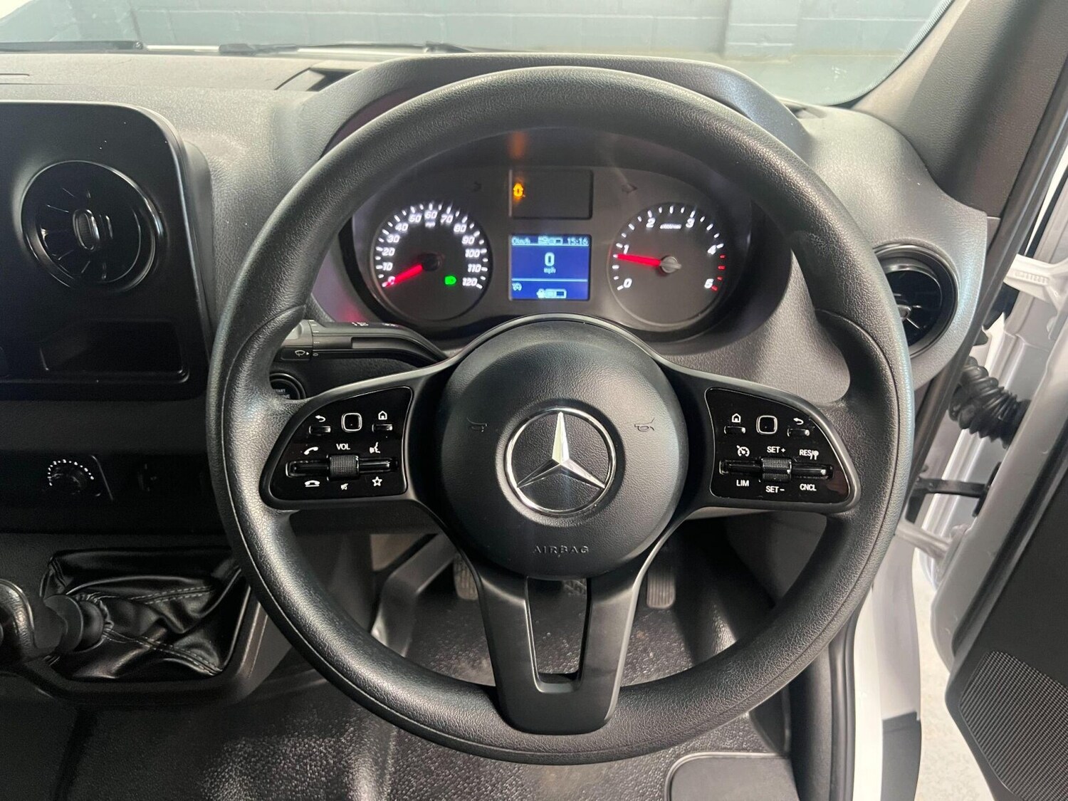 Used Mercedes-Benz Sprinter 2023 for sale - 75569681: Photo 29