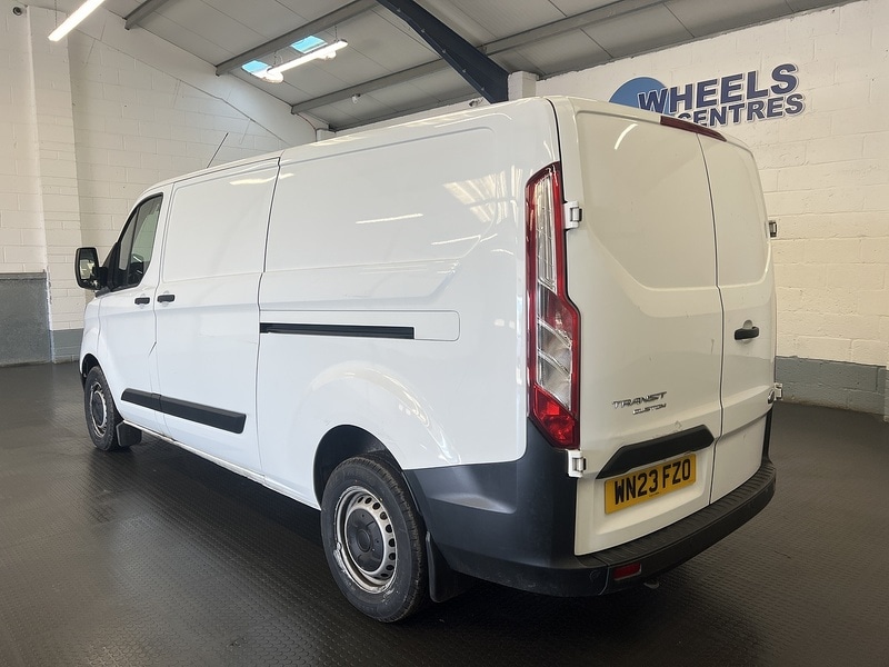 Used Ford Transit Custom 2023 for sale - 78122339: Photo 2