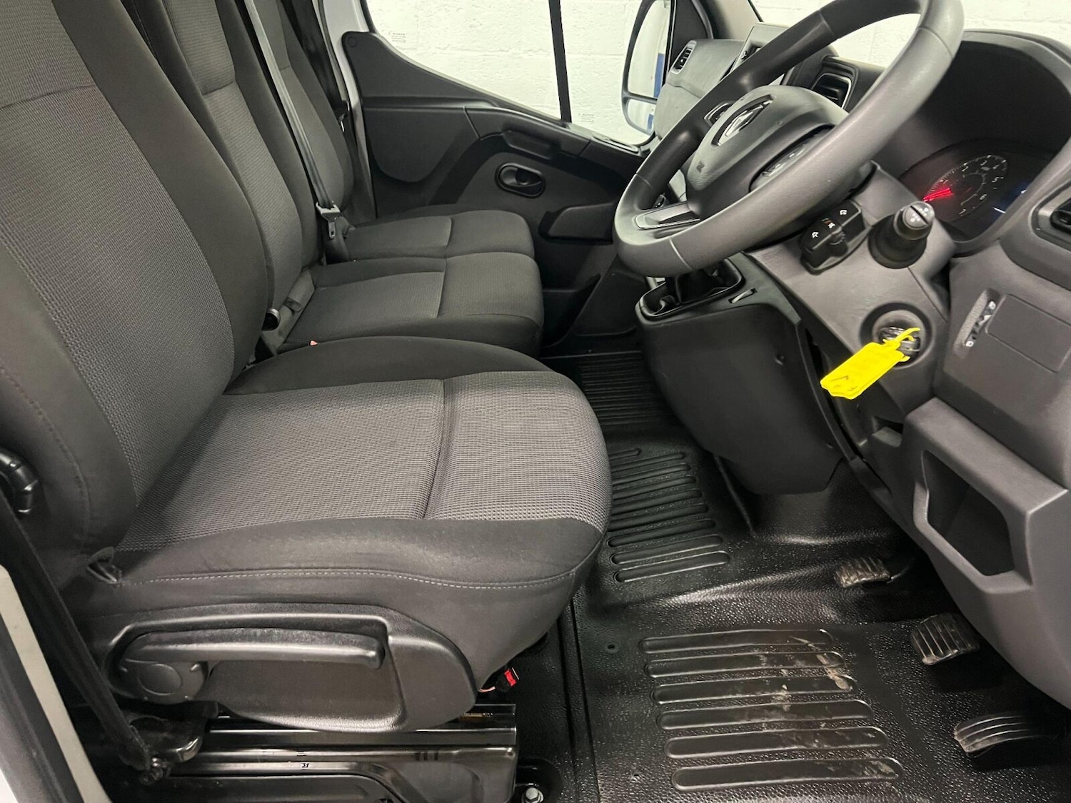 Used Renault Master 2023 for sale - 76870532: Photo 9