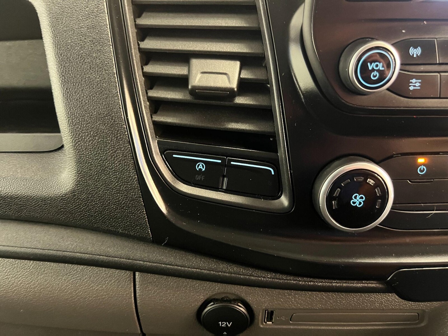 Used Ford Transit 2022 for sale - 76869338: Photo 17