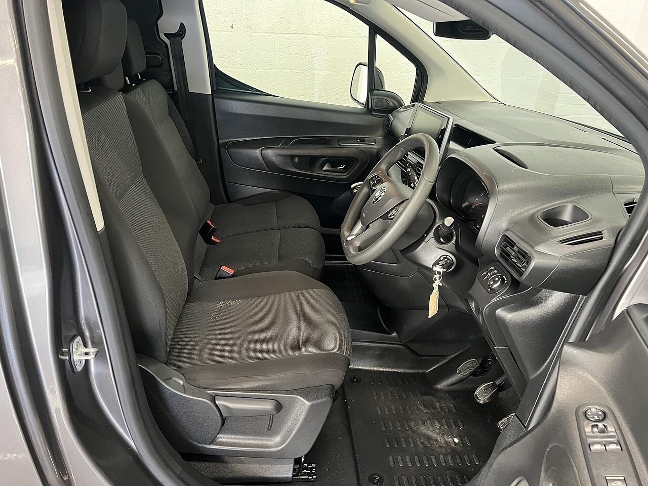 Used Vauxhall Combo 2024 for sale - 76875027: Photo 10