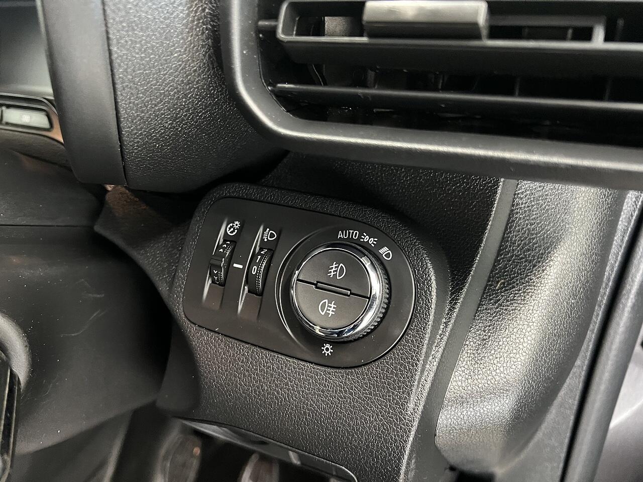 Used Vauxhall Combo 2024 for sale - 76875027: Photo 14