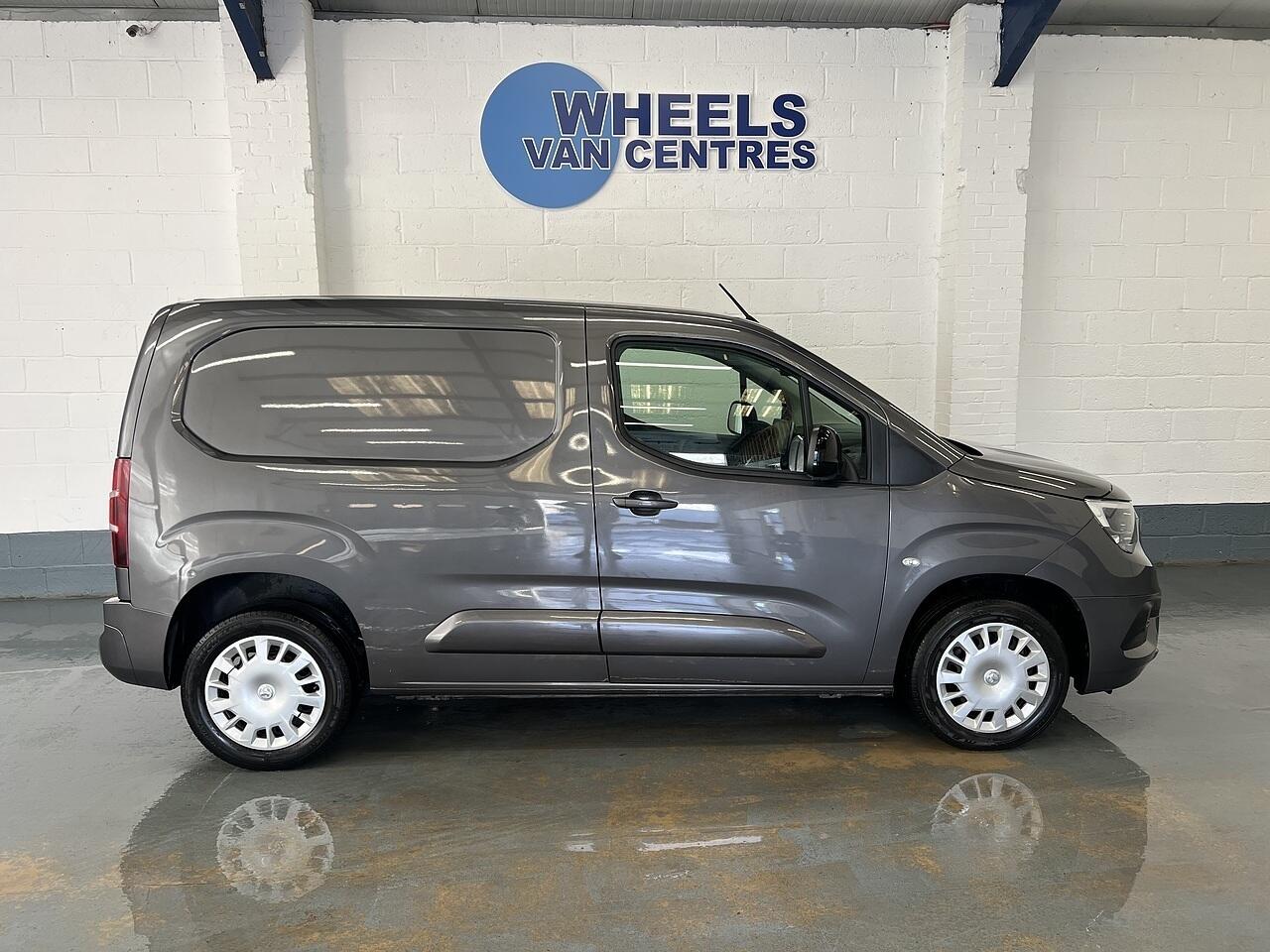 Used Vauxhall Combo 2024 for sale - 76875027: Photo 6
