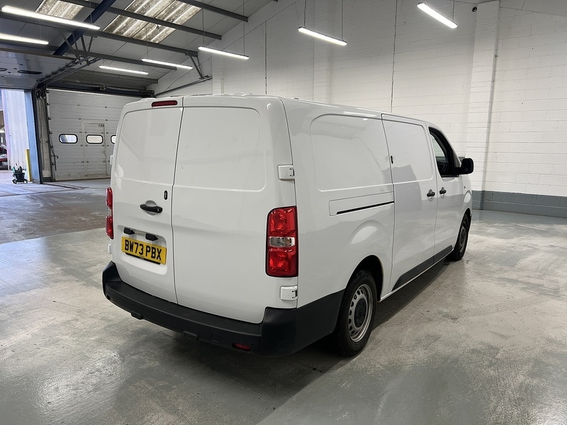 Used Toyota ProAce 2024 for sale - 77643351: Photo 3