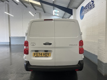 Used Toyota ProAce 2024 for sale - 78201232: Photo