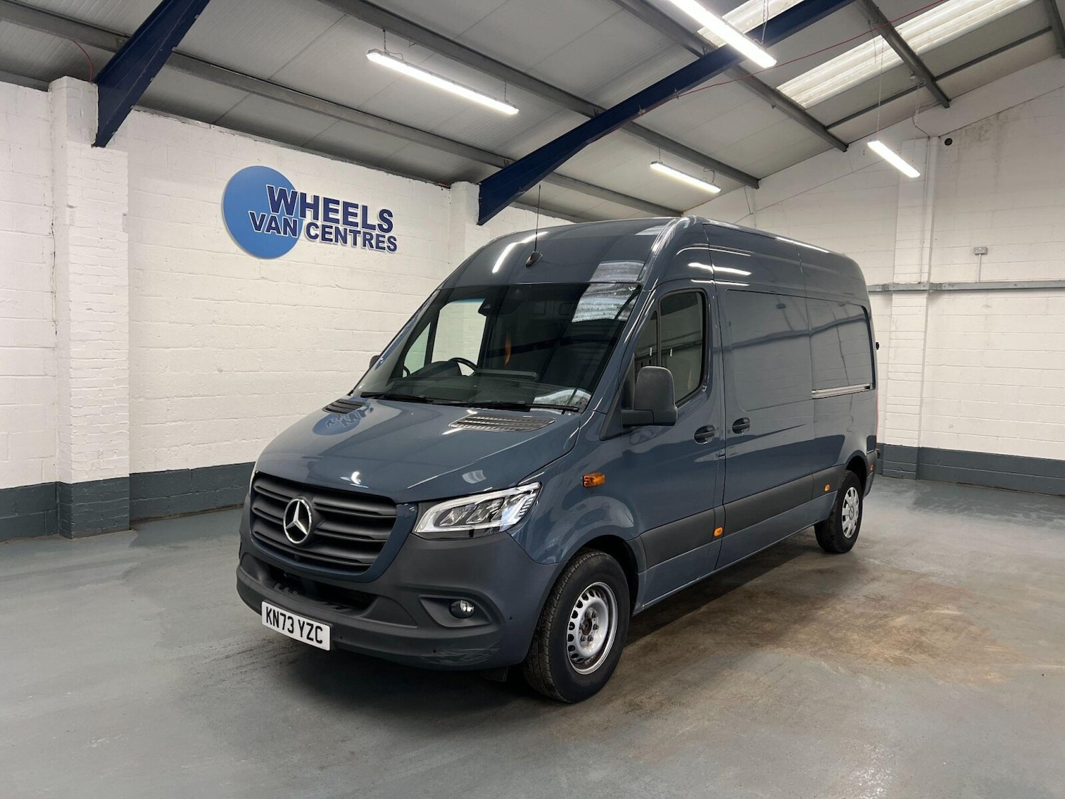 Used Mercedes-Benz Sprinter 2023 for sale - 76415232: Photo 1