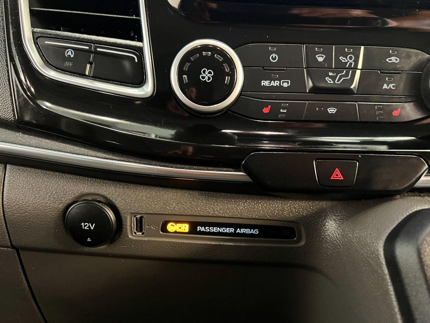 Used Ford Tourneo Custom 2022 for sale - 76154936: Photo 18