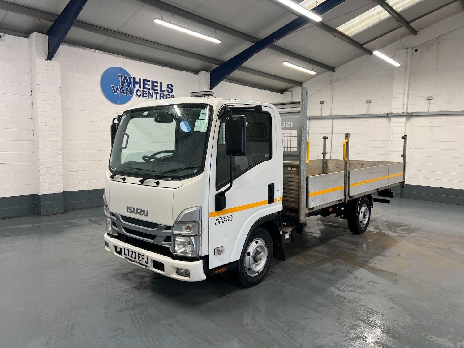Used Isuzu Other 2023 for sale - 76773389: Photo 1