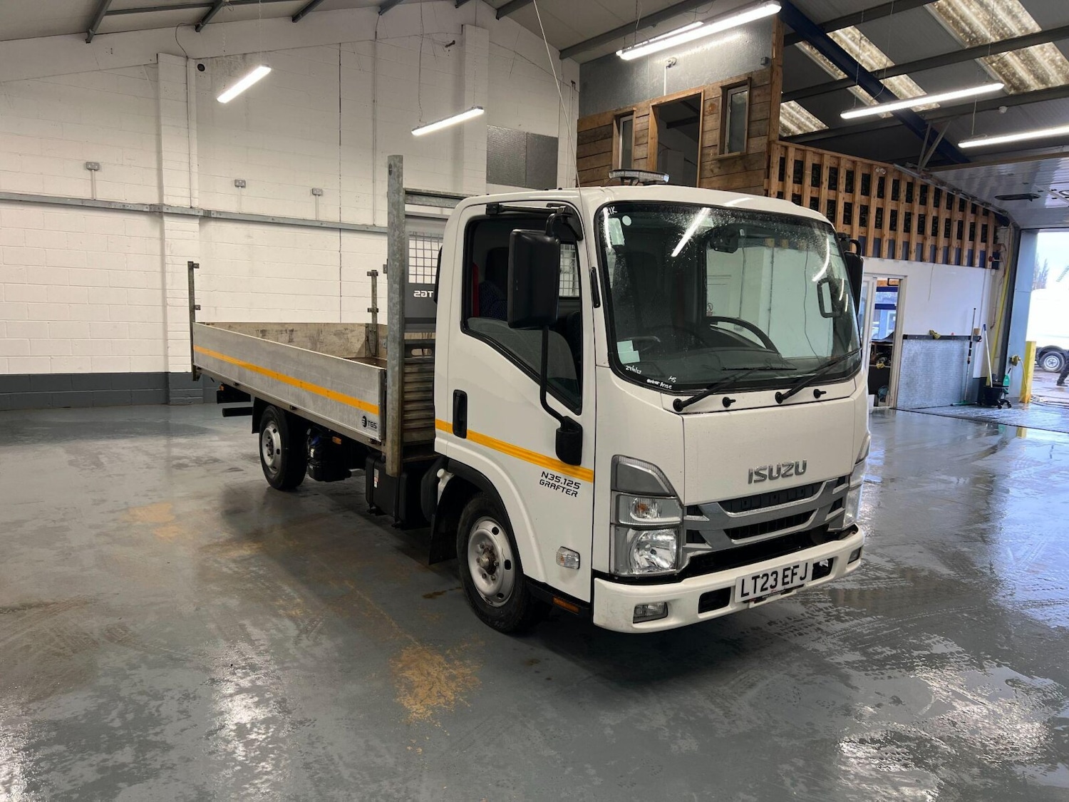 Used Isuzu Other 2023 for sale - 76773389: Photo 4