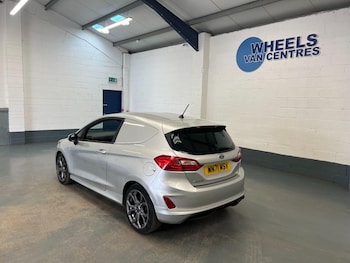Used Ford Fiesta Van 2021 for sale - 75389607: Photo