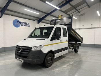 Mercedes-Benz Sprinter feature image