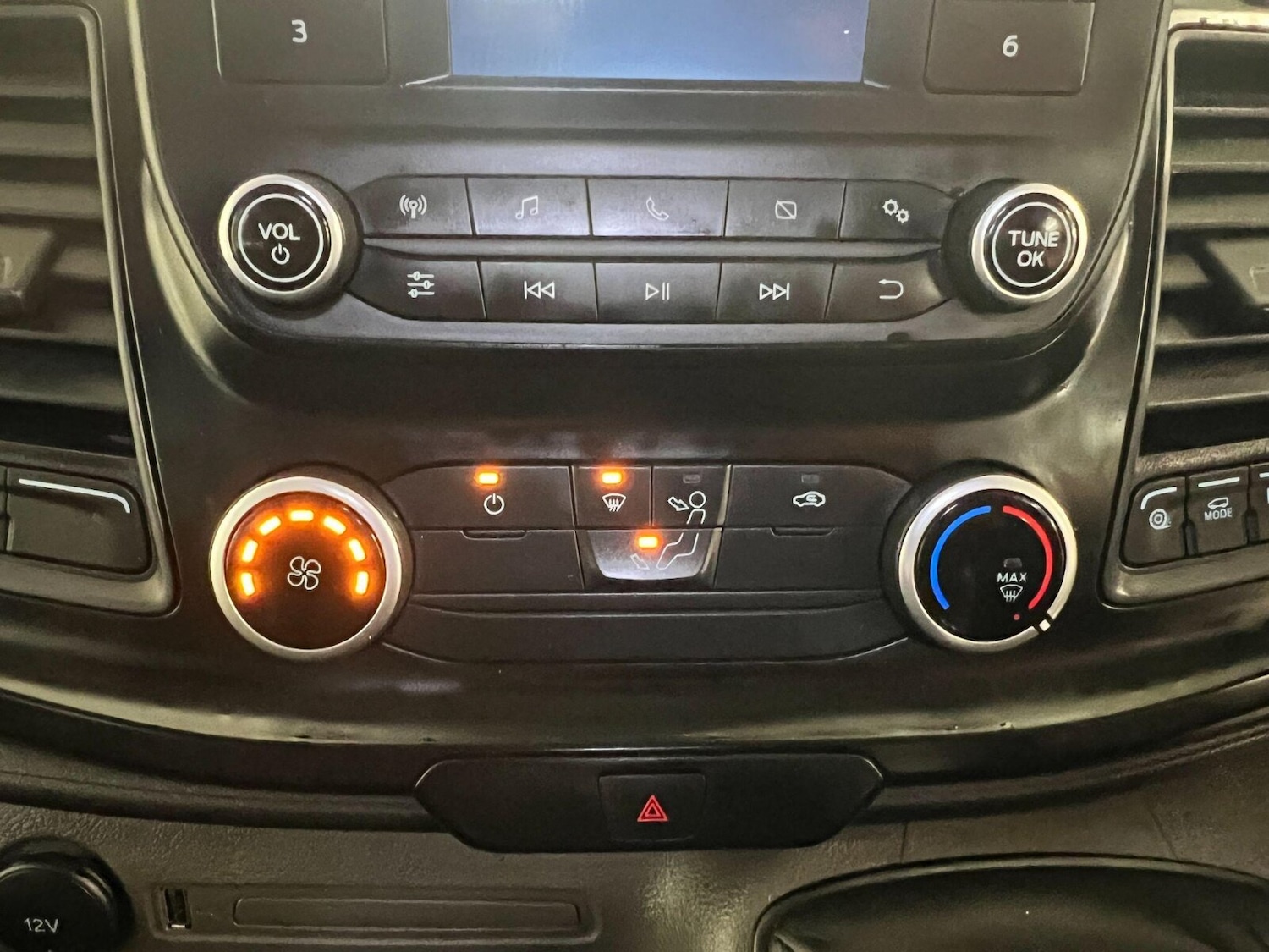 Used Ford Transit 2023 for sale - 76494050: Photo 26