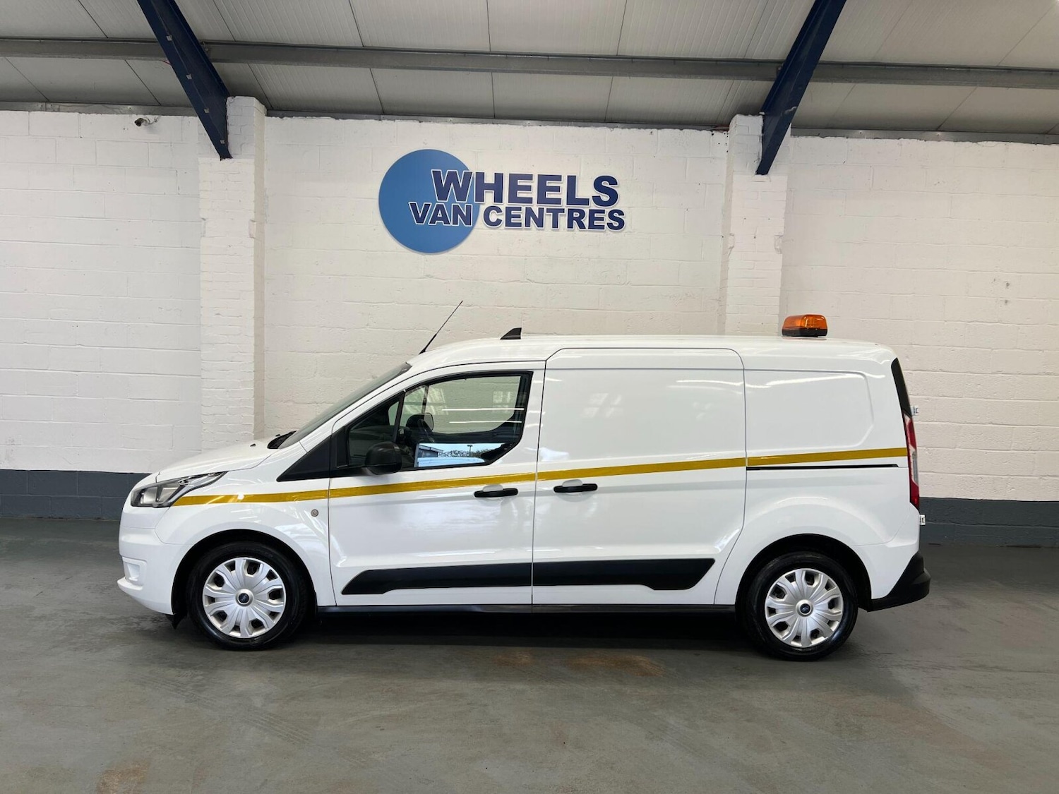 Used Ford Transit Connect 2022 for sale - 76873072: Photo 2