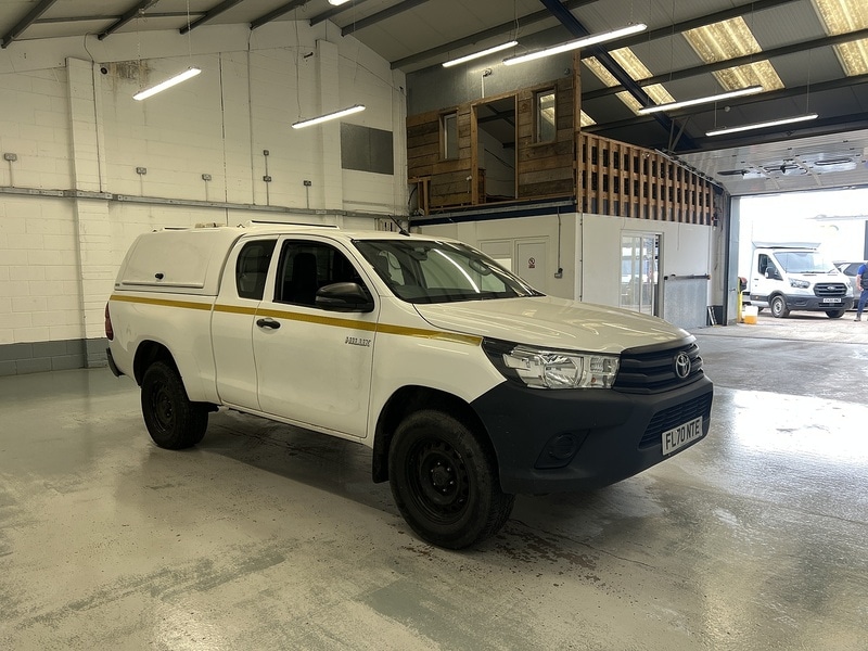 Used Toyota Hilux 2020 for sale - 77689215: Photo 4