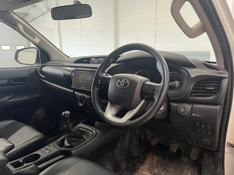 Used Toyota Hilux 2020 for sale - 77689215: Photo 6