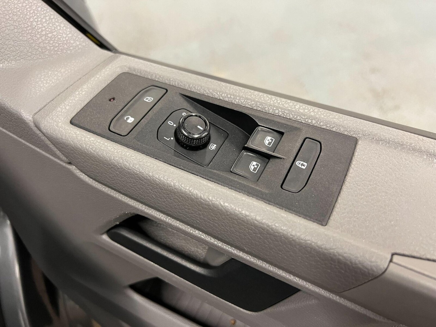 Used Volkswagen Transporter Shuttle 2021 for sale - 76265576: Photo 11