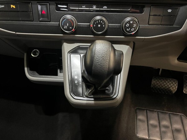 Used Volkswagen Transporter Shuttle 2021 for sale - 76265576: Photo 26