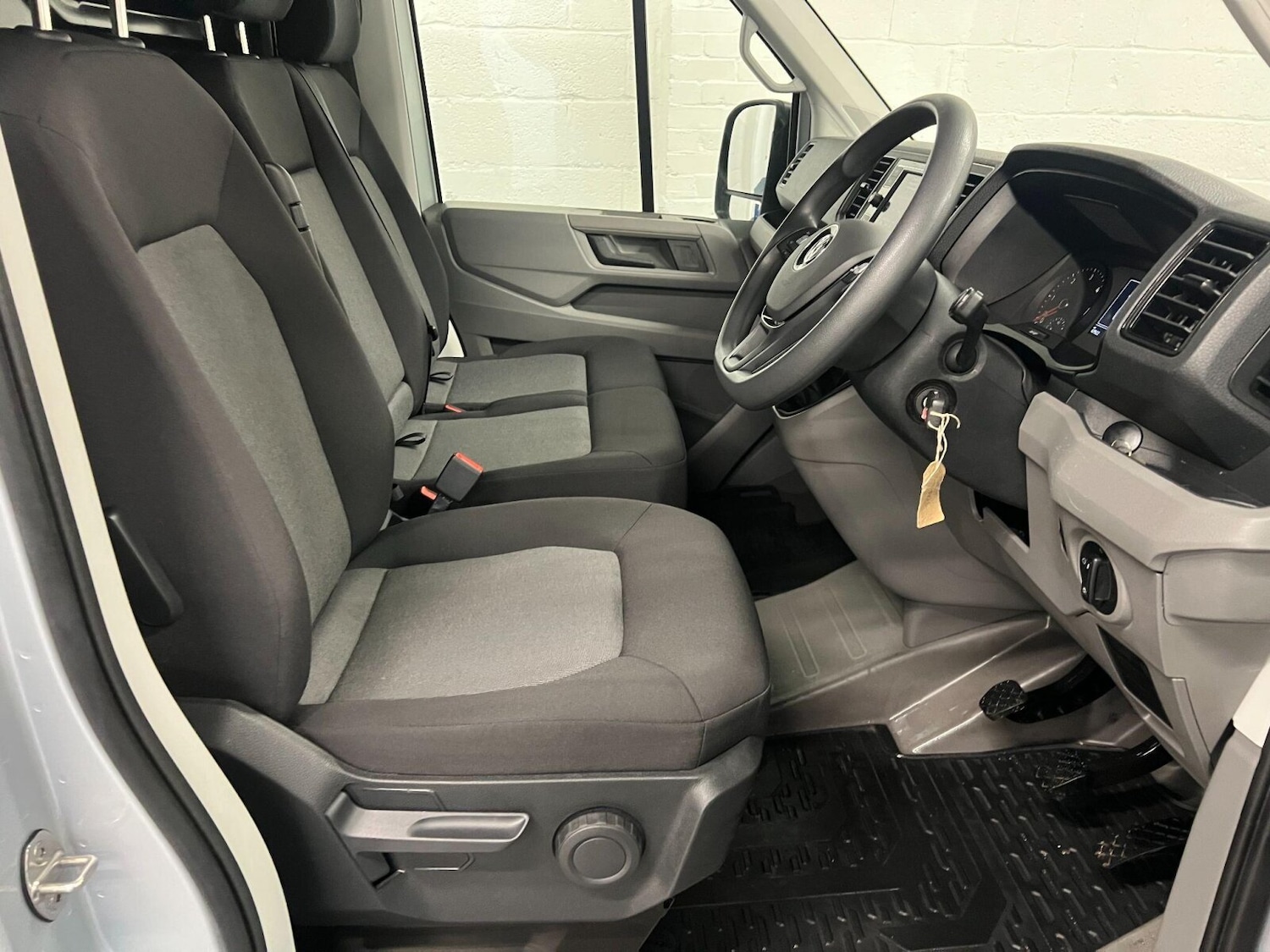 Used Volkswagen Crafter 2023 for sale - 76614998: Photo 9