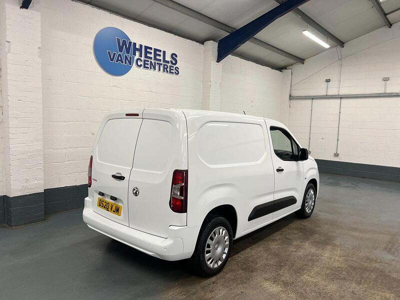 Used Vauxhall Combo 2020 for sale - 76904042: Photo 8