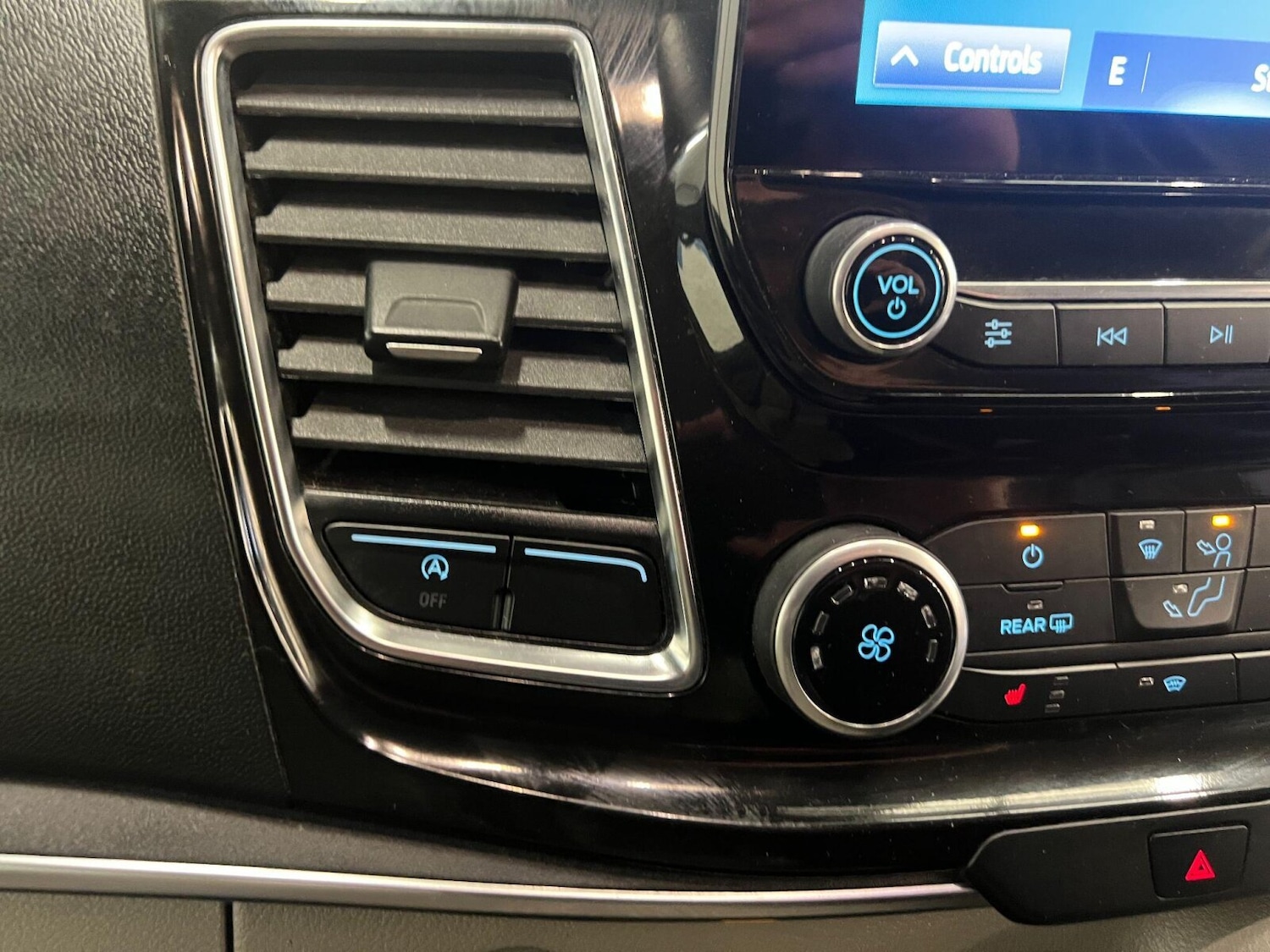 Used Ford Tourneo Custom 2021 for sale - 76869802: Photo 16