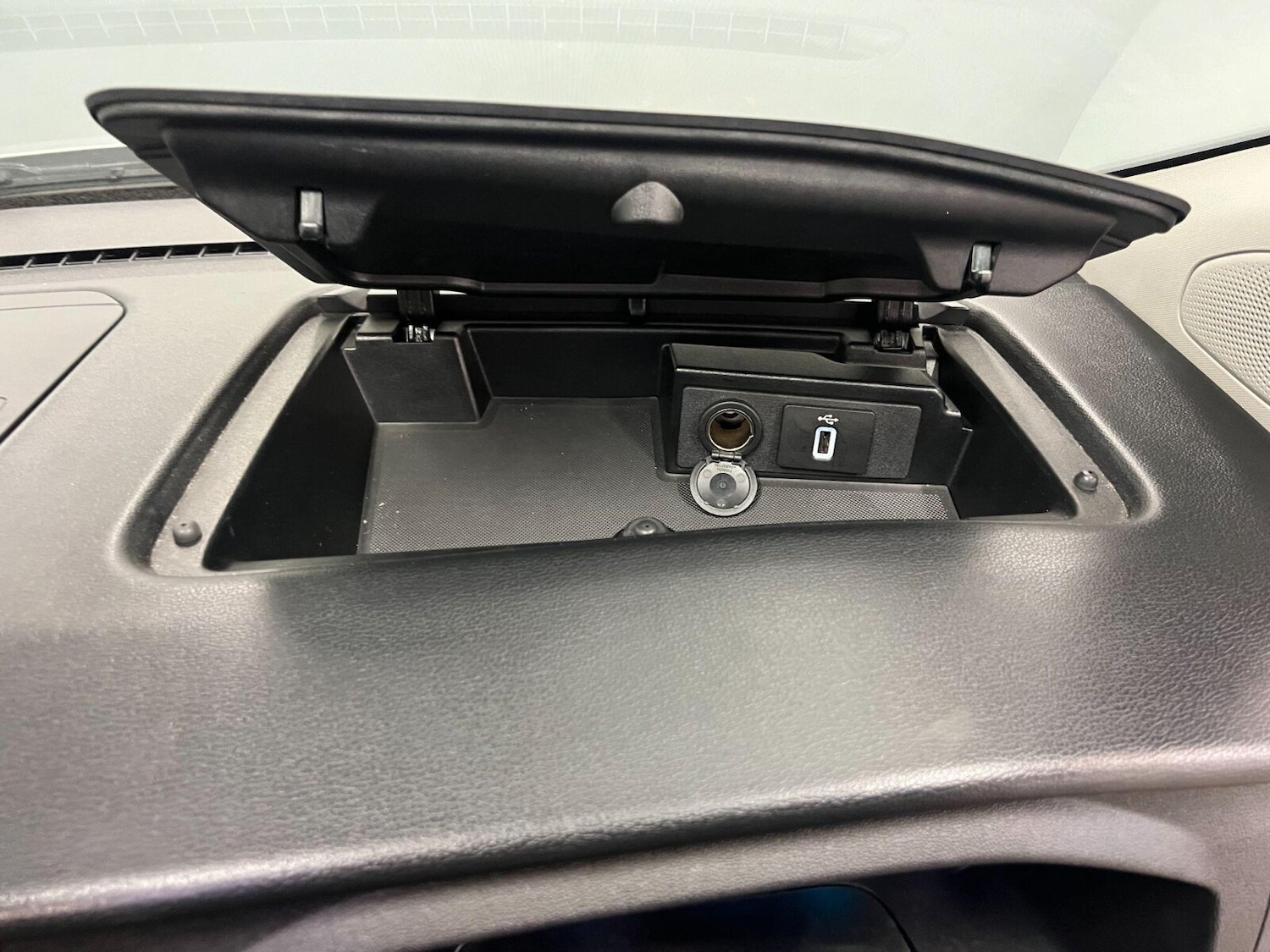 Used Ford Tourneo Custom 2021 for sale - 76869802: Photo 24