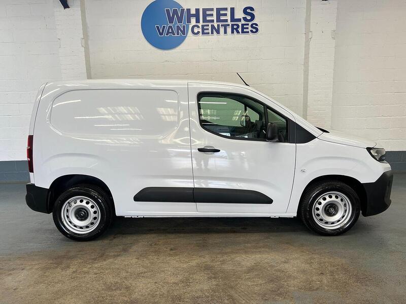 Used Vauxhall Combo 2024 for sale - 76904315: Photo 8