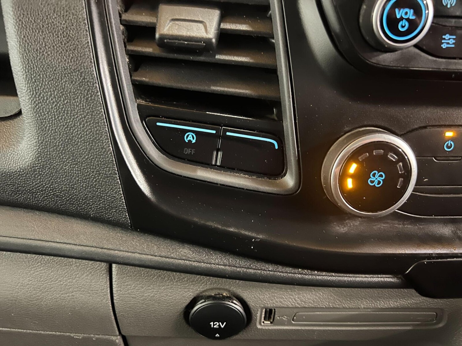 Used Ford Transit 2021 for sale - 76630309: Photo 26