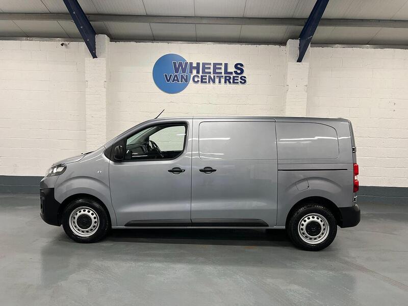 Used Citroen Dispatch 2023 for sale - 76904073: Photo 2