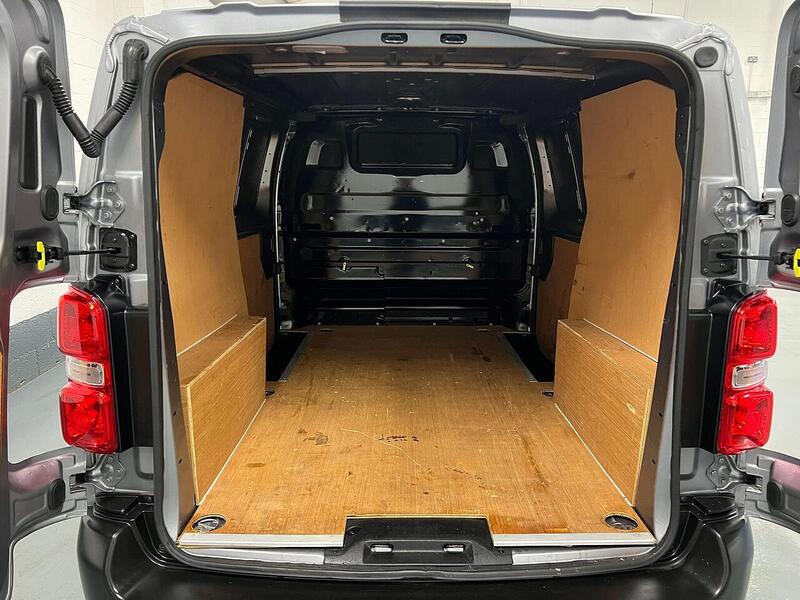 Used Citroen Dispatch 2023 for sale - 76904073: Photo 32