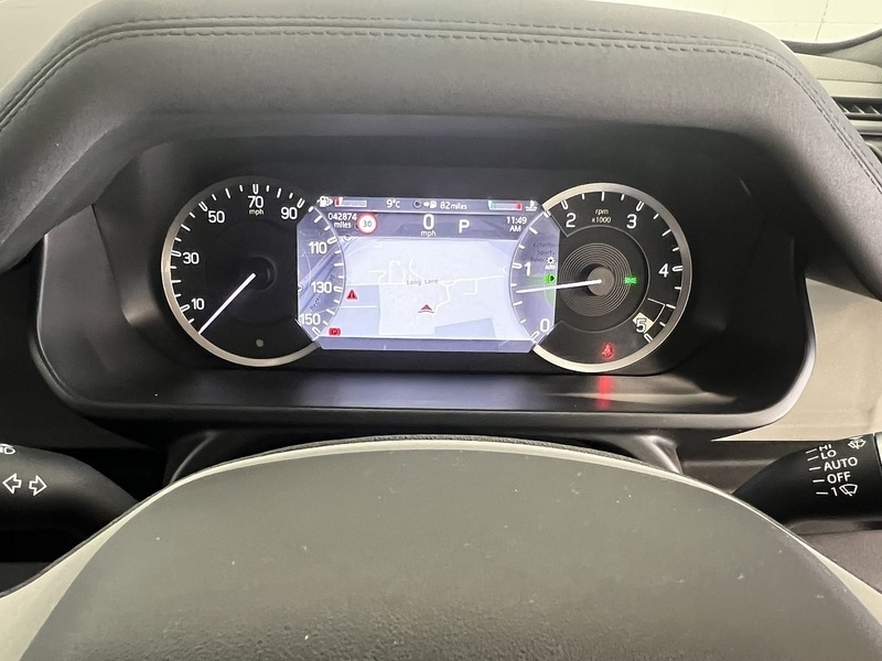 Used Land Rover Defender 90 2021 for sale - 76932171: Photo 16