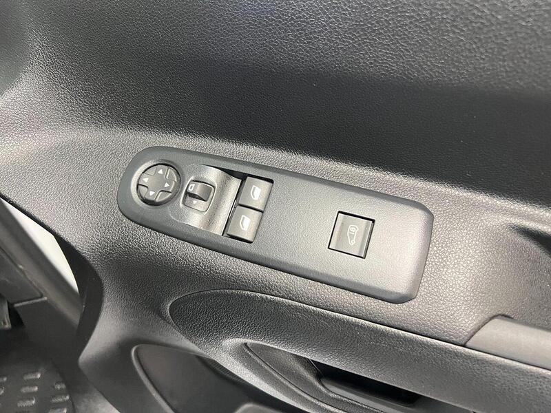 Used Vauxhall Combo 2024 for sale - 76904310: Photo 12