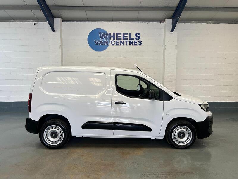 Used Vauxhall Combo 2024 for sale - 76904310: Photo 6