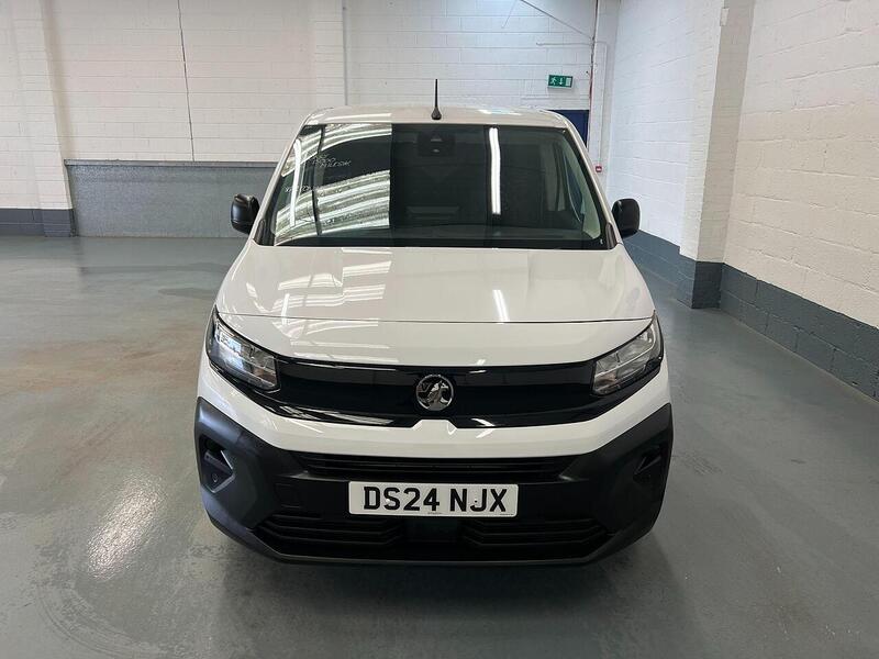 Used Vauxhall Combo 2024 for sale - 76904310: Photo 8