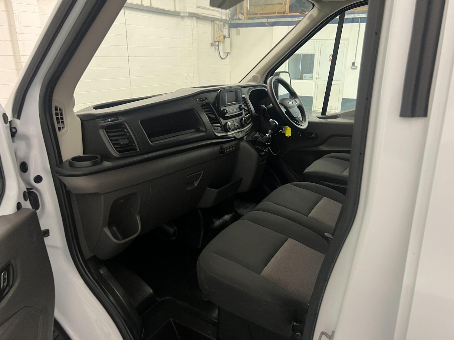 Used Ford Transit 2022 for sale - 76758002: Photo 24