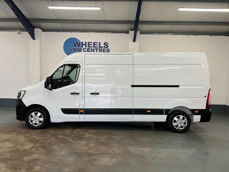 Used Renault Master 2023 for sale - 76904319: Photo 2
