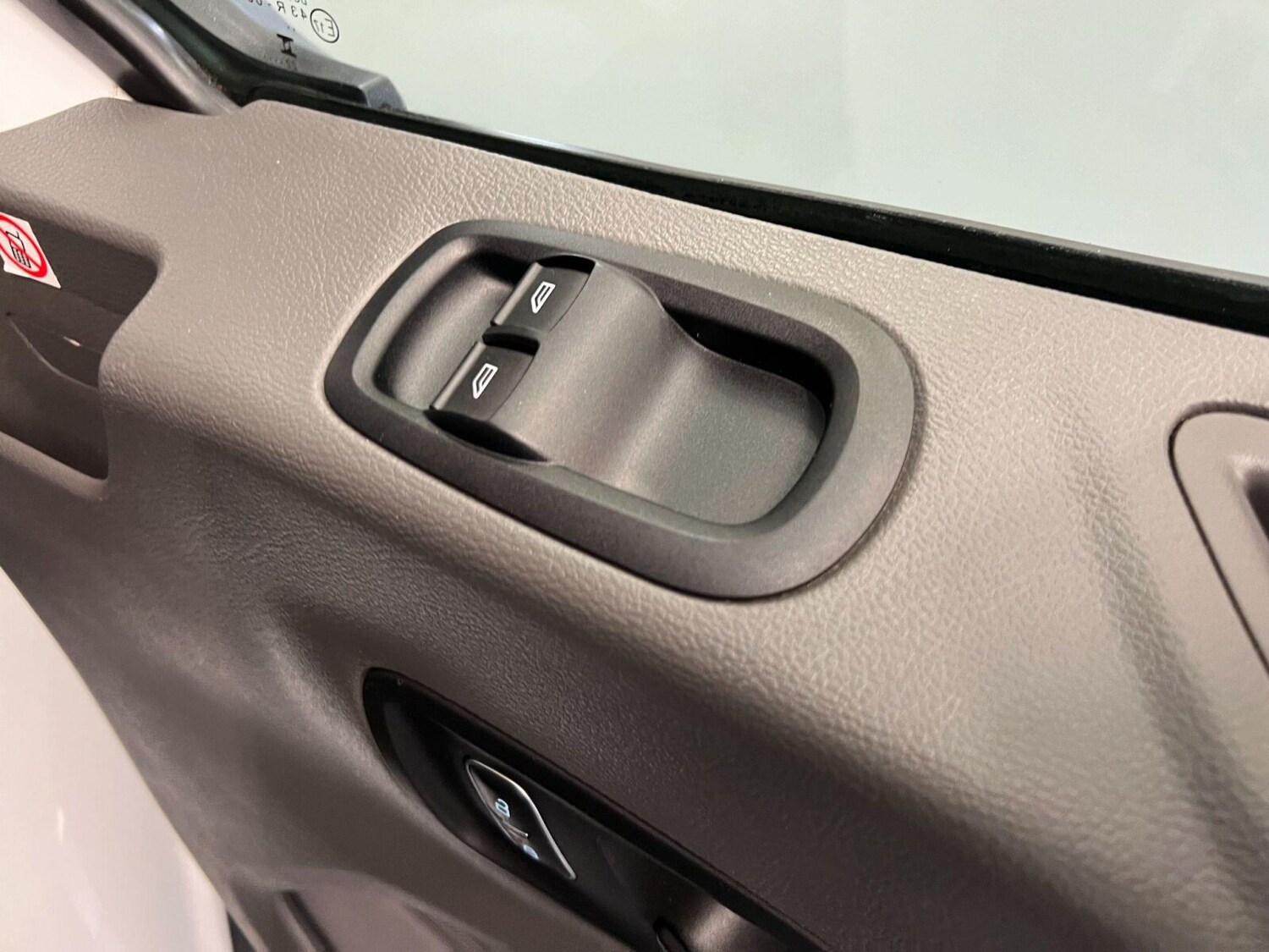 Used Ford Transit 2023 for sale - 76289982: Photo 10