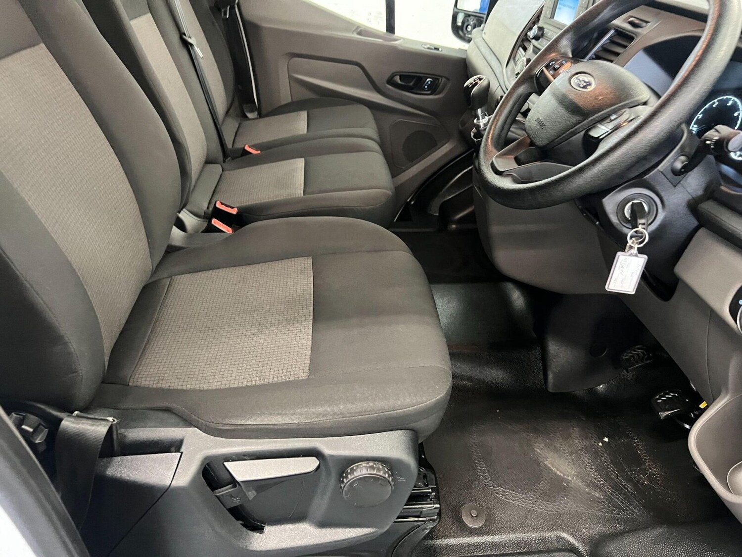 Used Ford Transit 2023 for sale - 76289982: Photo 9