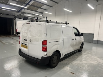 Used Vauxhall Vivaro 2022 for sale - 77180749: Photo