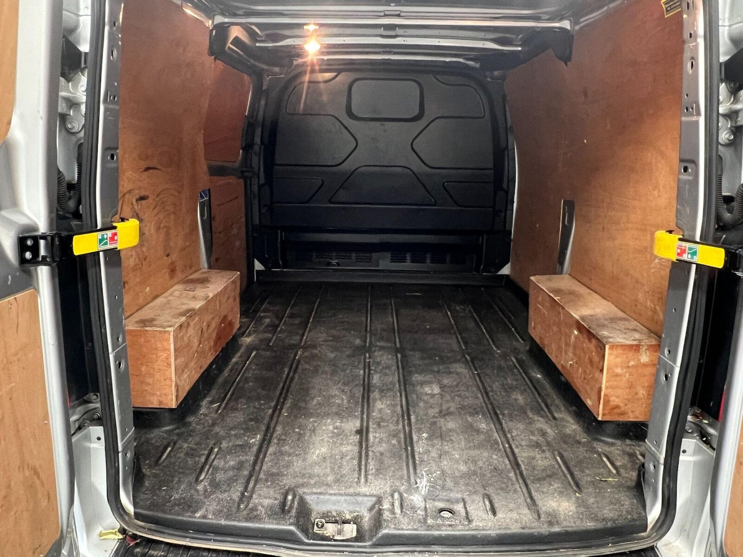 Used Ford Transit Custom 2018 for sale - 76552386: Photo 5