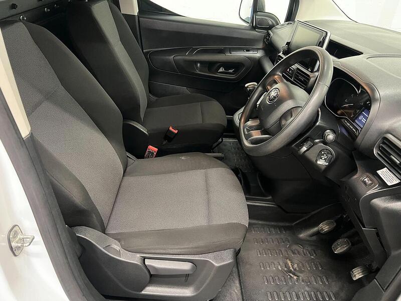Used Toyota ProAce 2023 for sale - 76903886: Photo 10