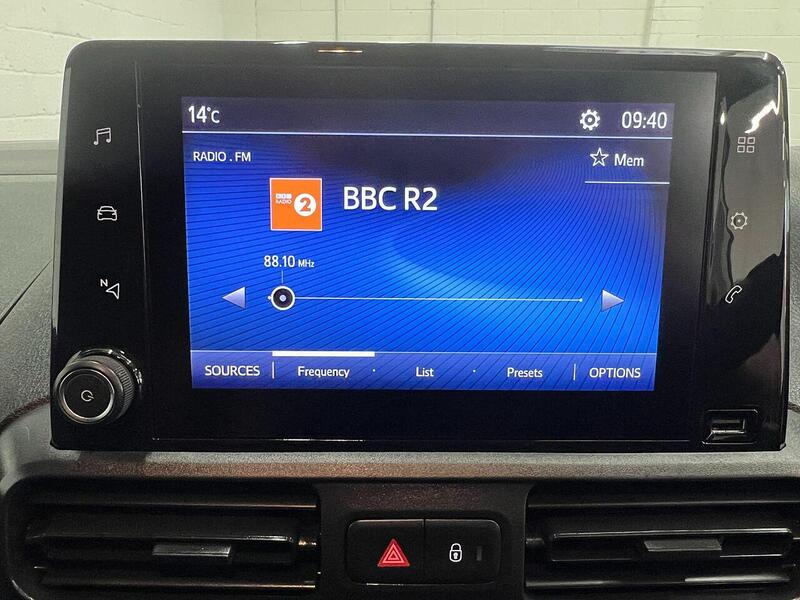 Used Toyota ProAce 2023 for sale - 76903886: Photo 18