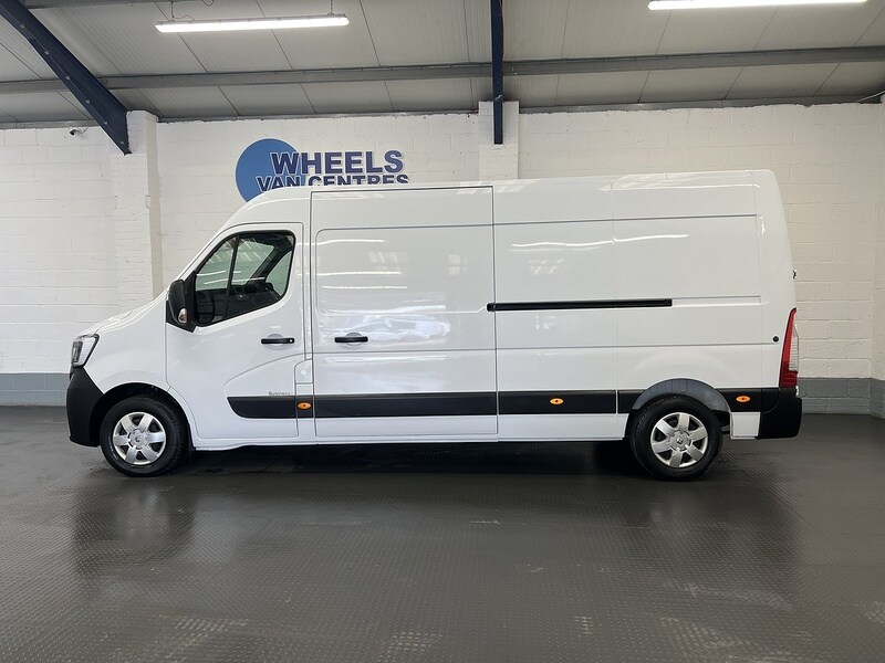 Used Renault Master 2023 for sale - 78091902: Photo 2