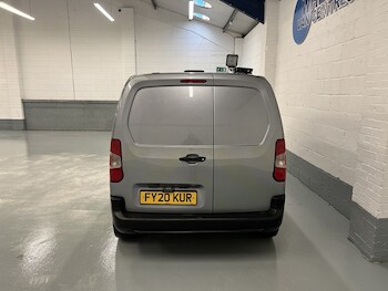 Used Peugeot Partner 2020 for sale - 77247309: Photo
