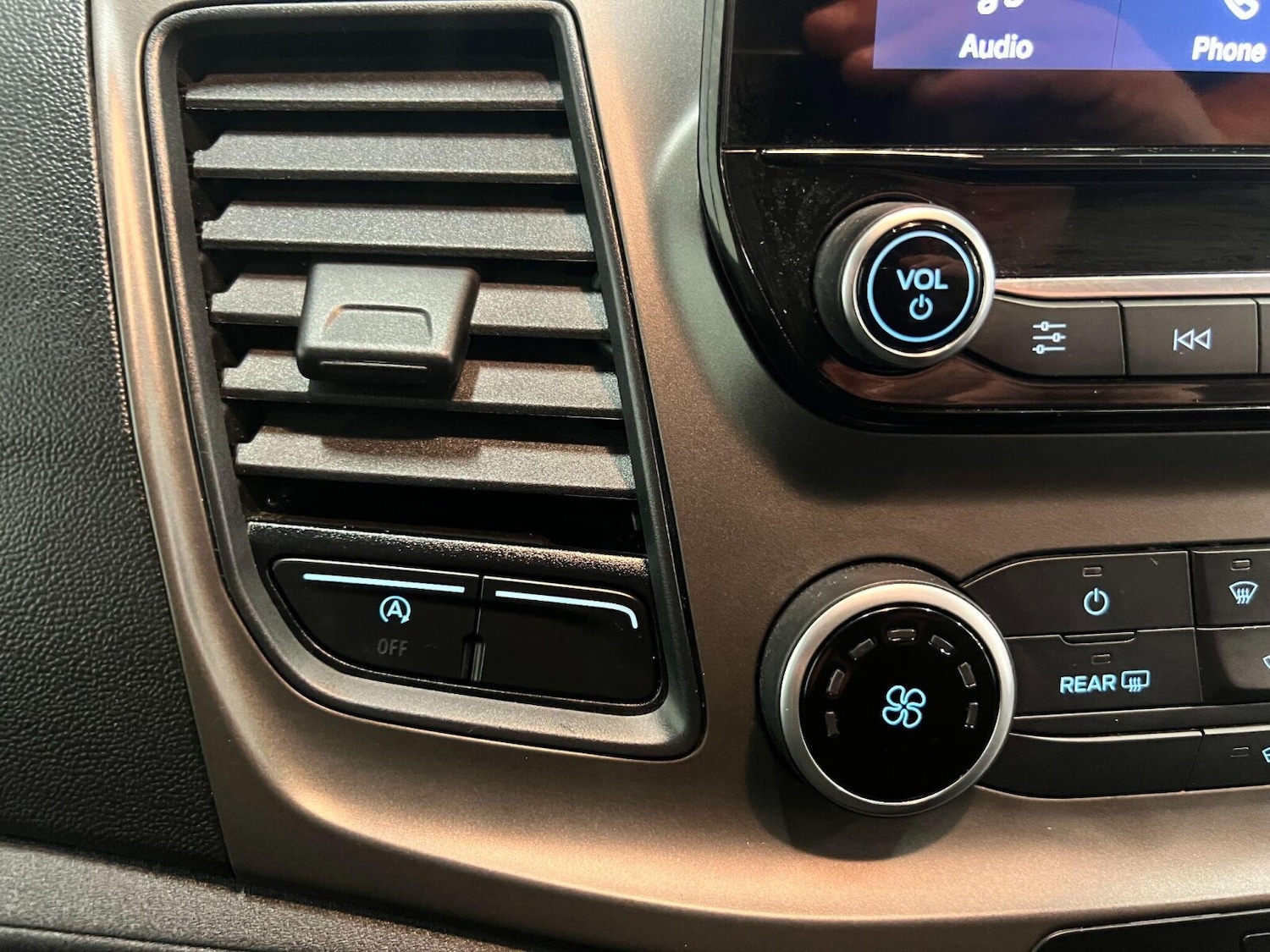 Used Ford Transit Custom 2023 for sale - 76871240: Photo 17