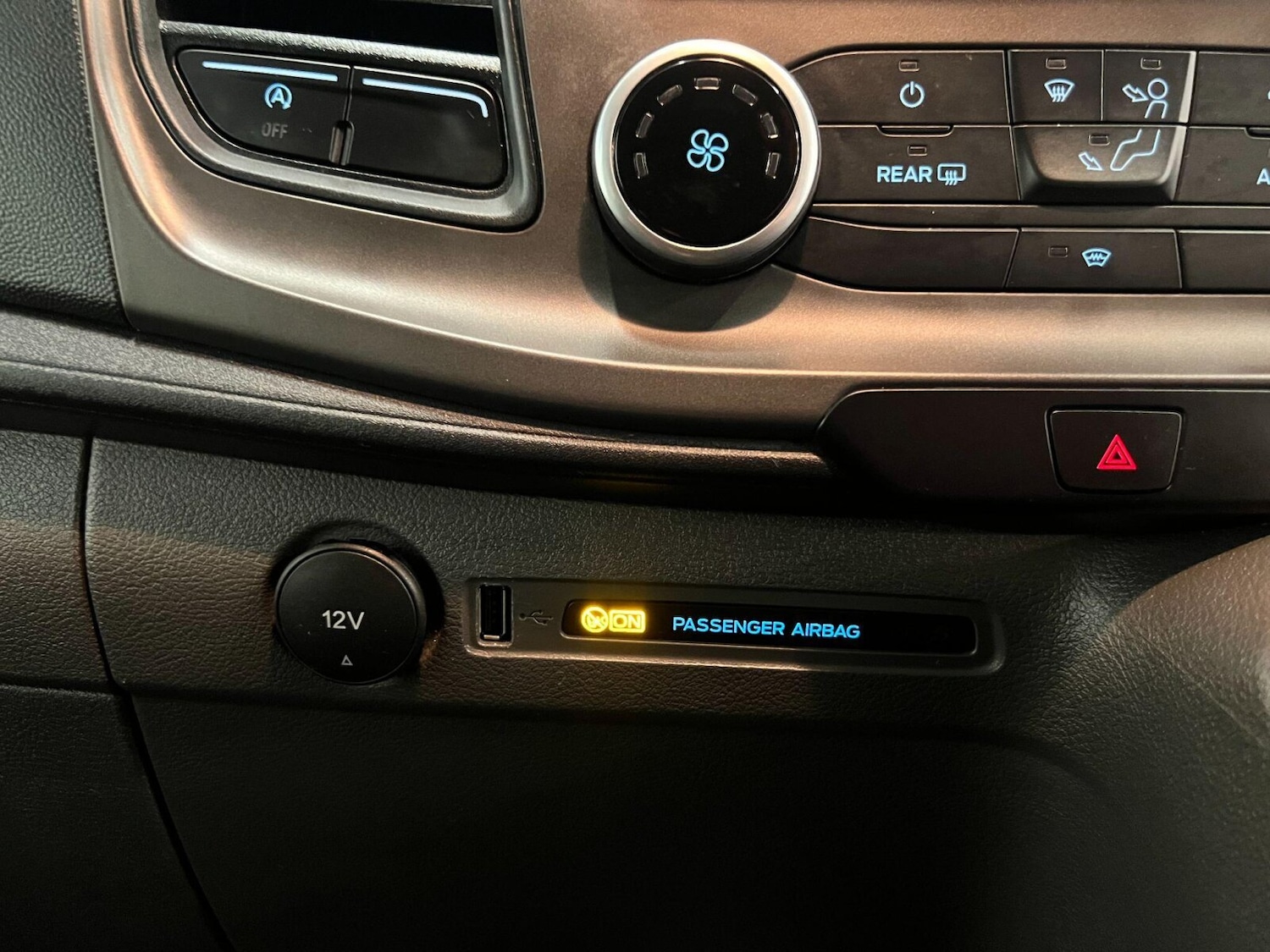 Used Ford Transit Custom 2023 for sale - 76871240: Photo 18