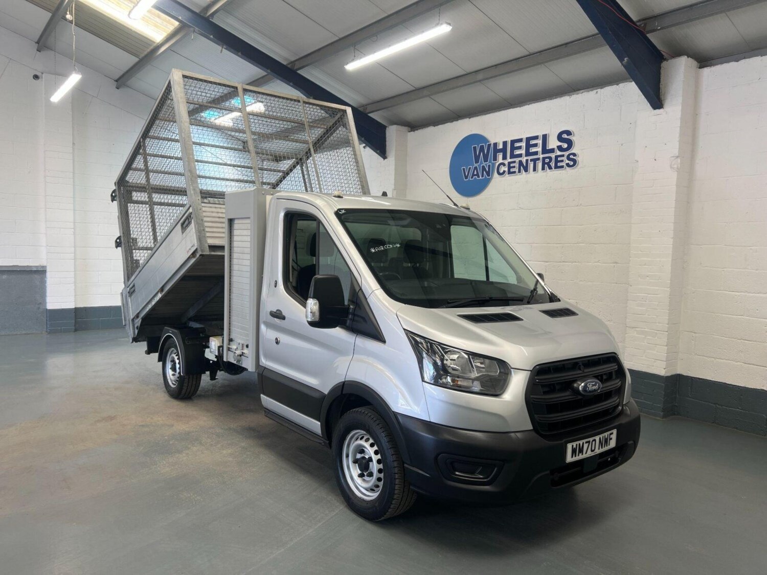 2020 Ford Transit 2.0 350 EcoBlue Leader FWD L2 Euro 6 (s/s) 2dr Tipper Diesel M - Picture 7 of 24
