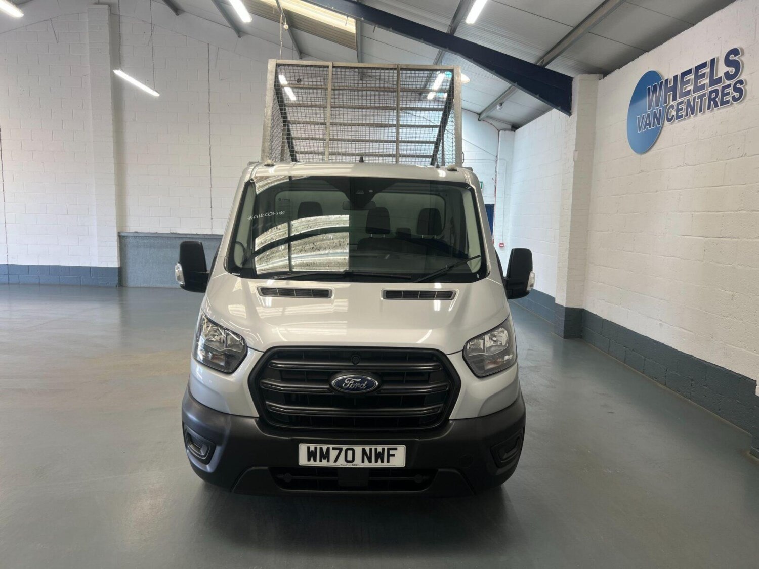 2020 Ford Transit 2.0 350 EcoBlue Leader FWD L2 Euro 6 (s/s) 2dr Tipper Diesel M - Picture 8 of 24