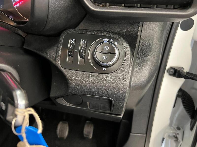 Used Vauxhall Combo 2022 for sale - 76904281: Photo 11